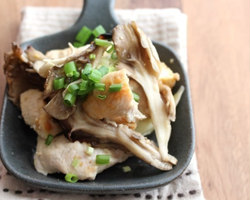 鶏むね肉と舞茸の味噌焼き