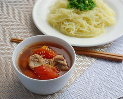 ピリ辛トマトつけ麺