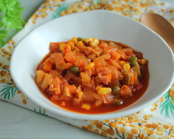 トマトジュースで簡単に！野菜たっぷりスープ煮込み