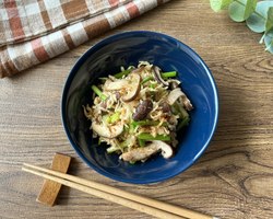 切干大根としいたけのバター醤油炒め