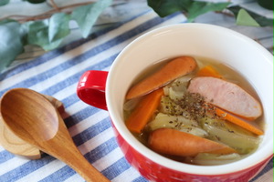 野菜たっぷりソーセージのスープ煮